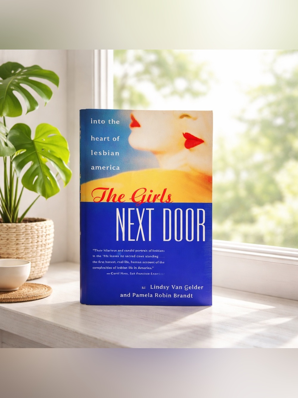 Girls Next Door 🏳️‍🌈
By Lindsy Van Gelder